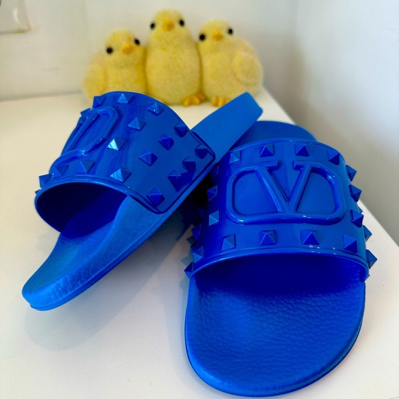 Valentino Garavani pool slides